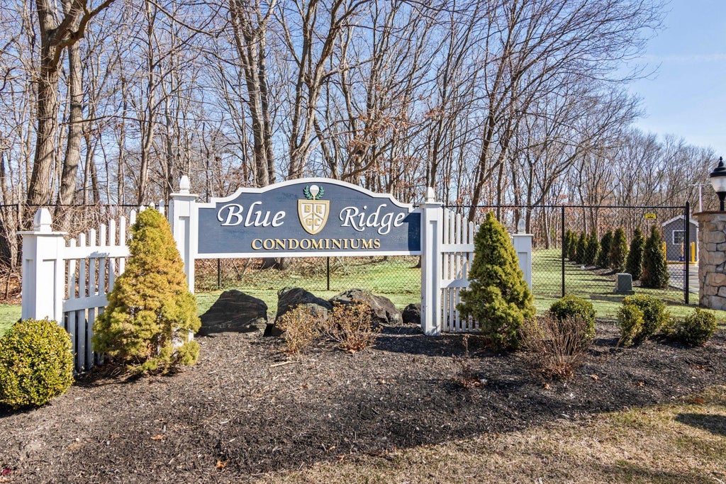 26 of 28 - 756 Blue Ridge Drive, Medford, NY