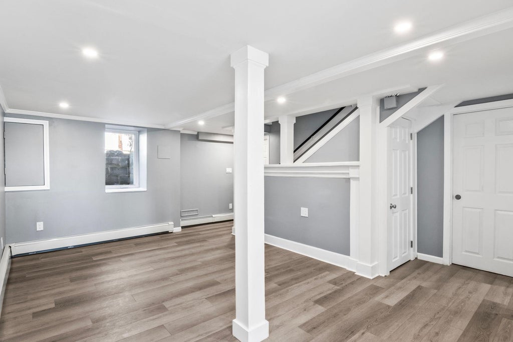 22 of 36 - 60 Alexander Avenue, Farmingdale, NY