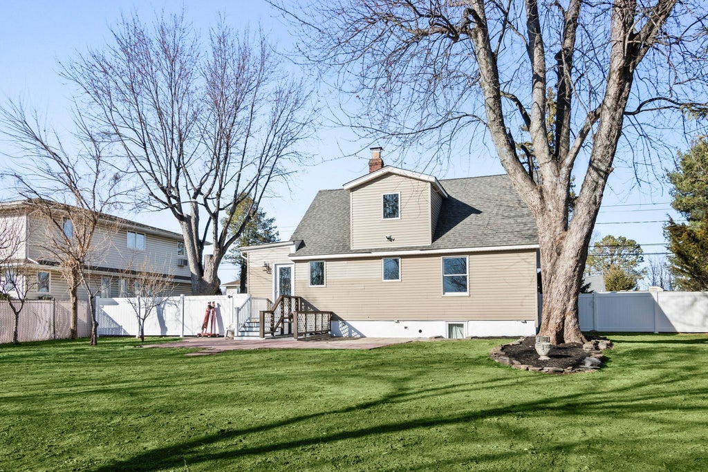 30 of 36 - 60 Alexander Avenue, Farmingdale, NY