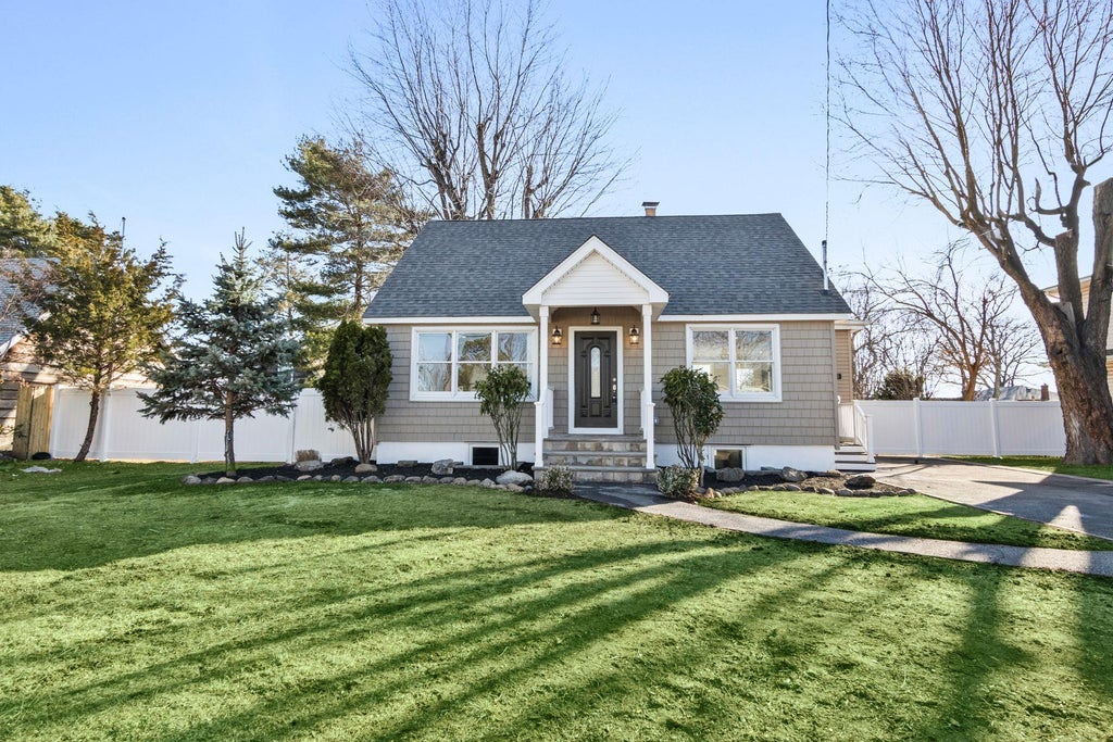 3 of 36 - 60 Alexander Avenue, Farmingdale, NY