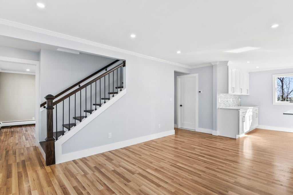 5 of 36 - 60 Alexander Avenue, Farmingdale, NY