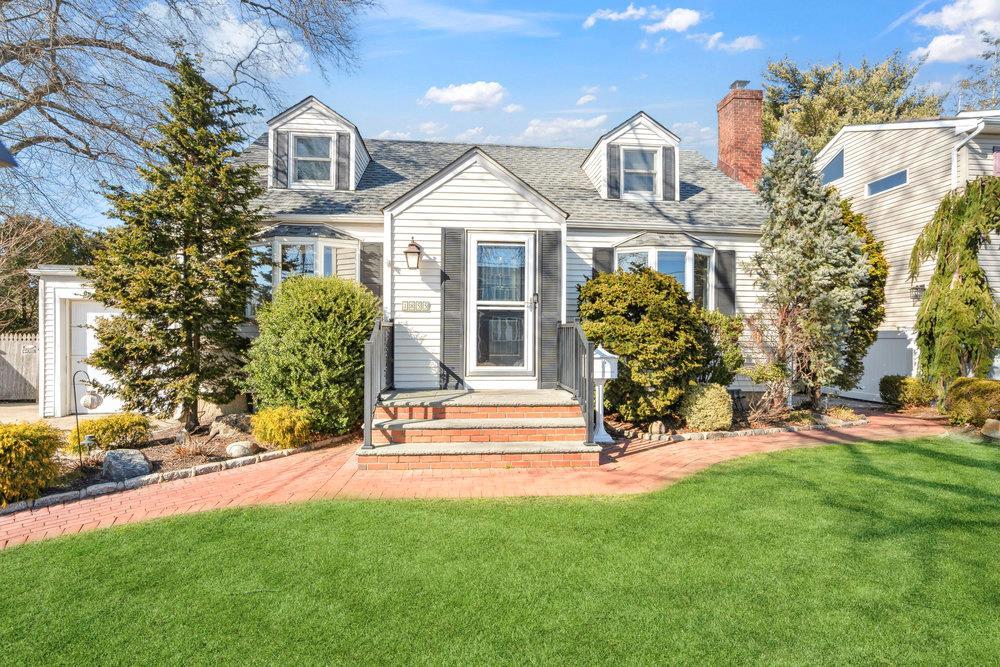 1 of 32 - Undisclosed, East Meadow, NY