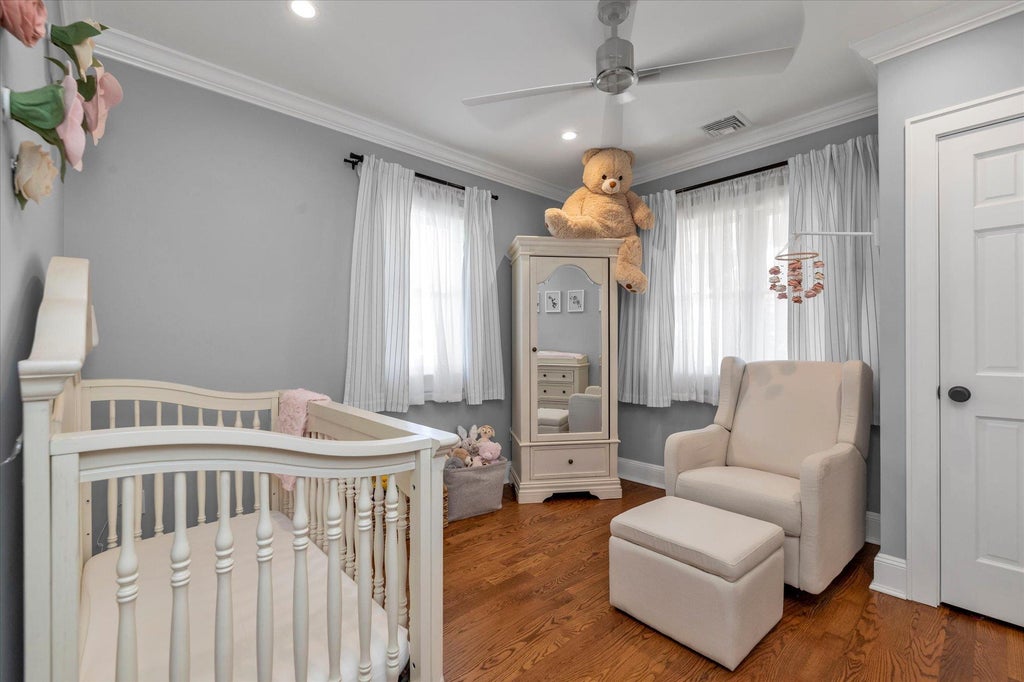 10 of 19 - 617 Haig St., Baldwin, NY