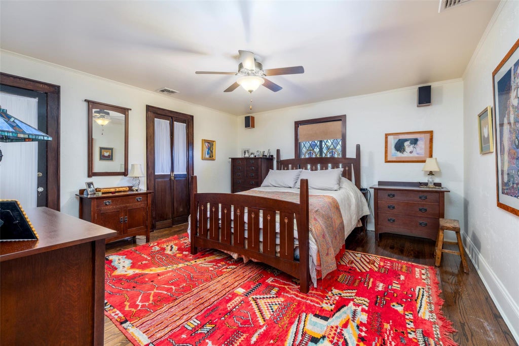 11 of 26 - 58 Strathmore Lane, Rockville Centre, NY