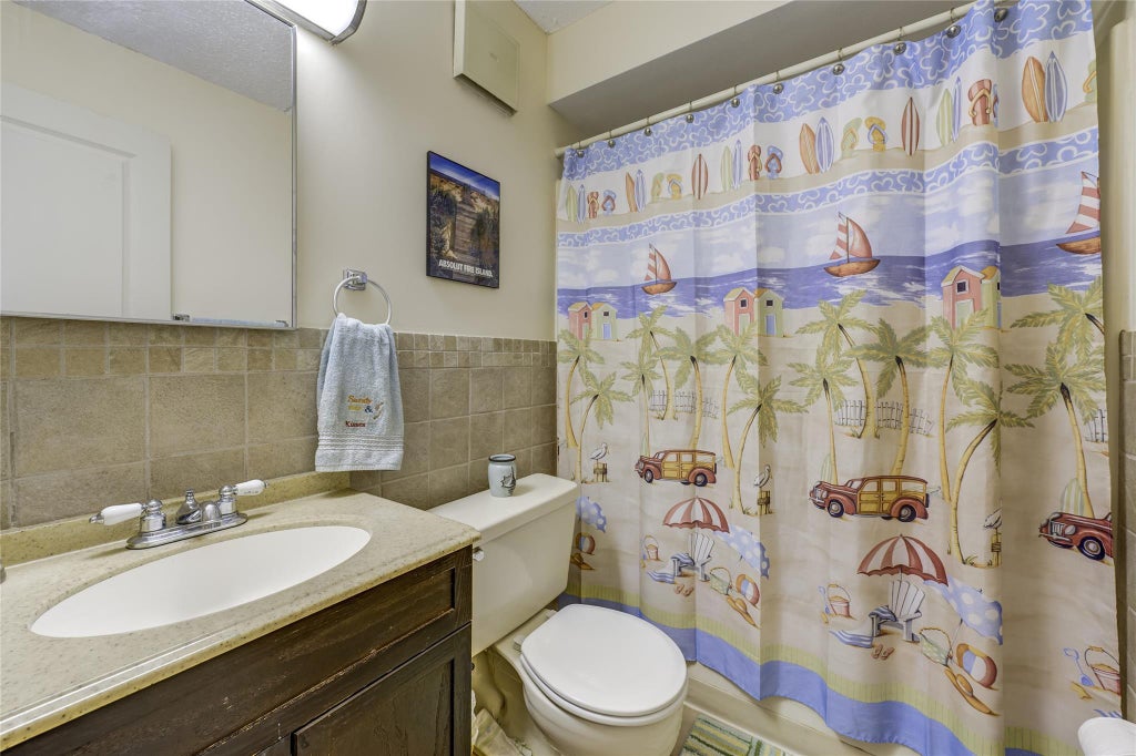 13 of 19 - 725 Miller Avenue # 320, Freeport, NY