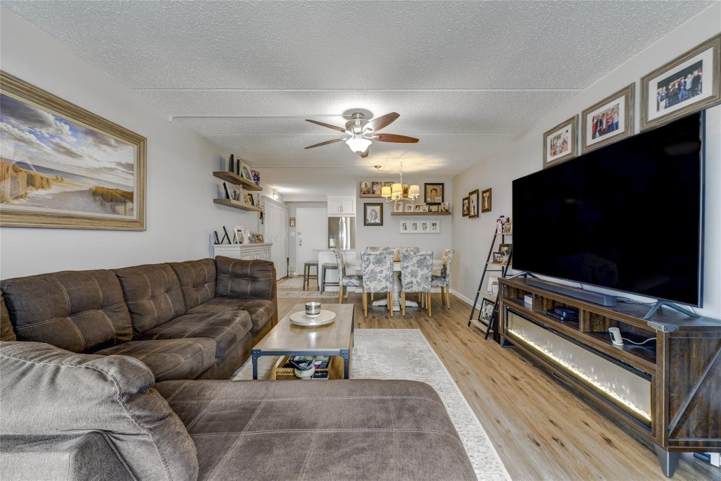 6 of 19 - 725 Miller Avenue # 320, Freeport, NY