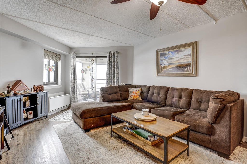 8 of 19 - 725 Miller Avenue # 320, Freeport, NY