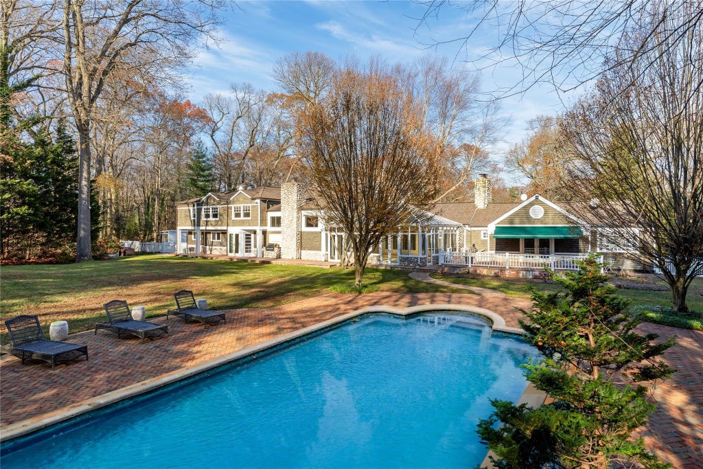 1 of 32 - 1620 Old Cedar Swamp Road, Brookville, NY