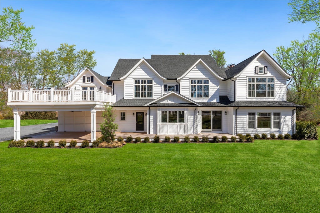 1 of 33 - 1132 Cedar Swamp Road, Old Brookville, NY
