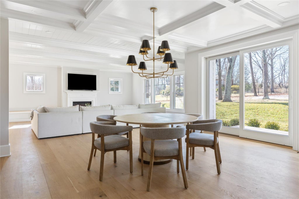 13 of 33 - 1132 Cedar Swamp Road, Old Brookville, NY