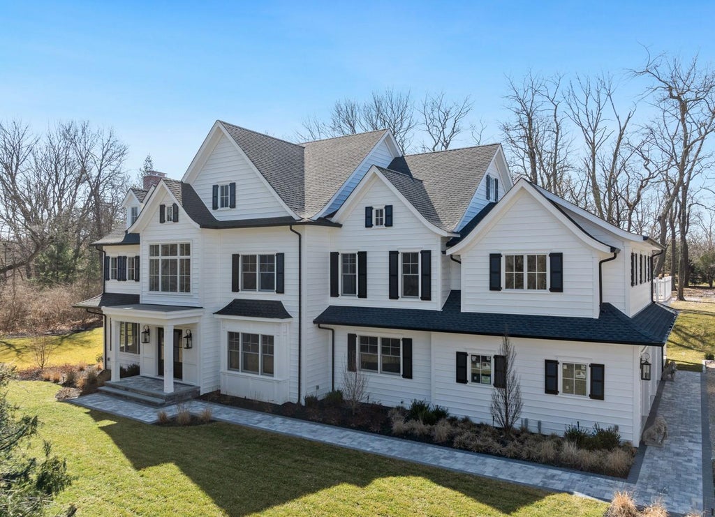 3 of 33 - 1132 Cedar Swamp Road, Old Brookville, NY