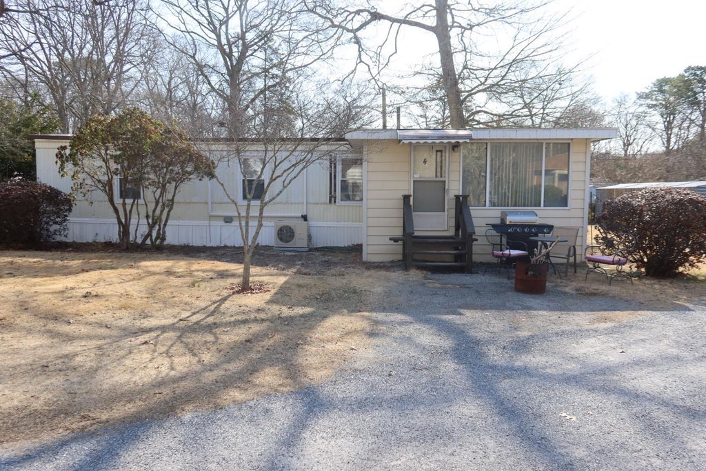 12 of 13 - 1538 Speonk Riverhead Road, Speonk, NY