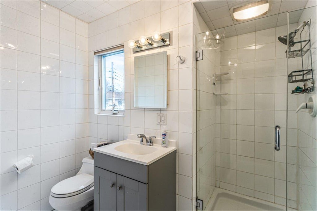 35 of 50 - 111 Berkshire Road, Rockville Centre, NY