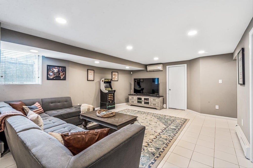36 of 50 - 111 Berkshire Road, Rockville Centre, NY