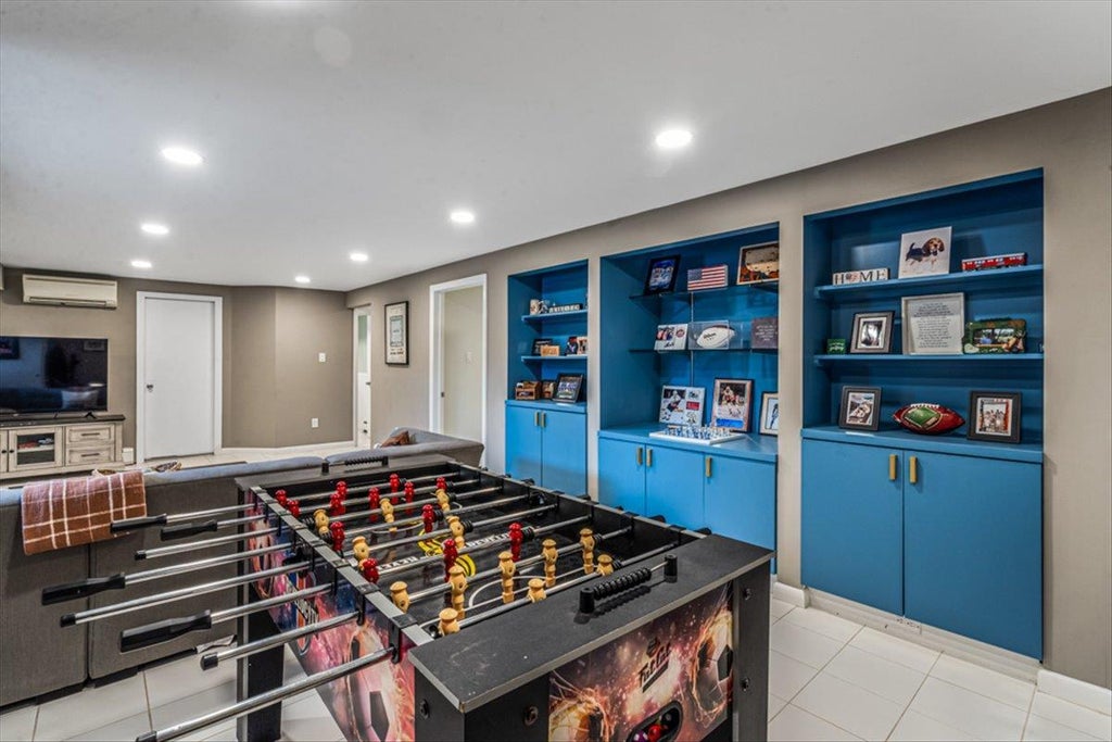38 of 50 - 111 Berkshire Road, Rockville Centre, NY