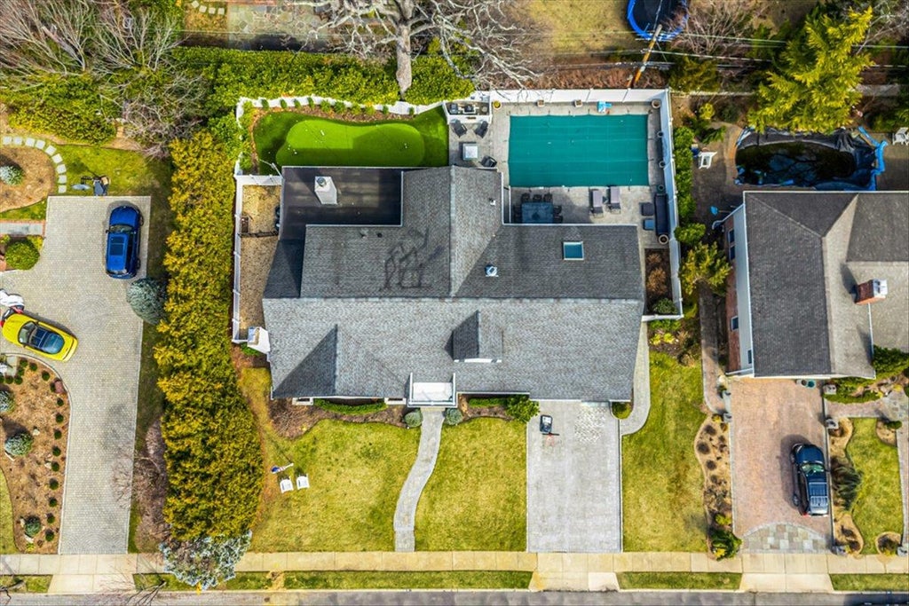 3 of 50 - 111 Berkshire Road, Rockville Centre, NY