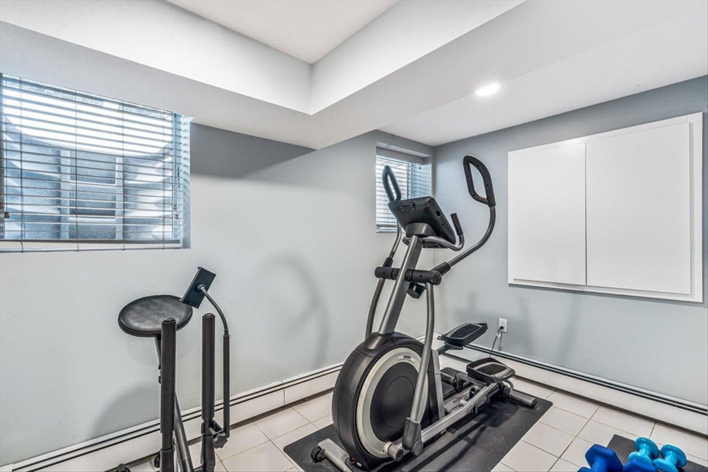 42 of 50 - 111 Berkshire Road, Rockville Centre, NY