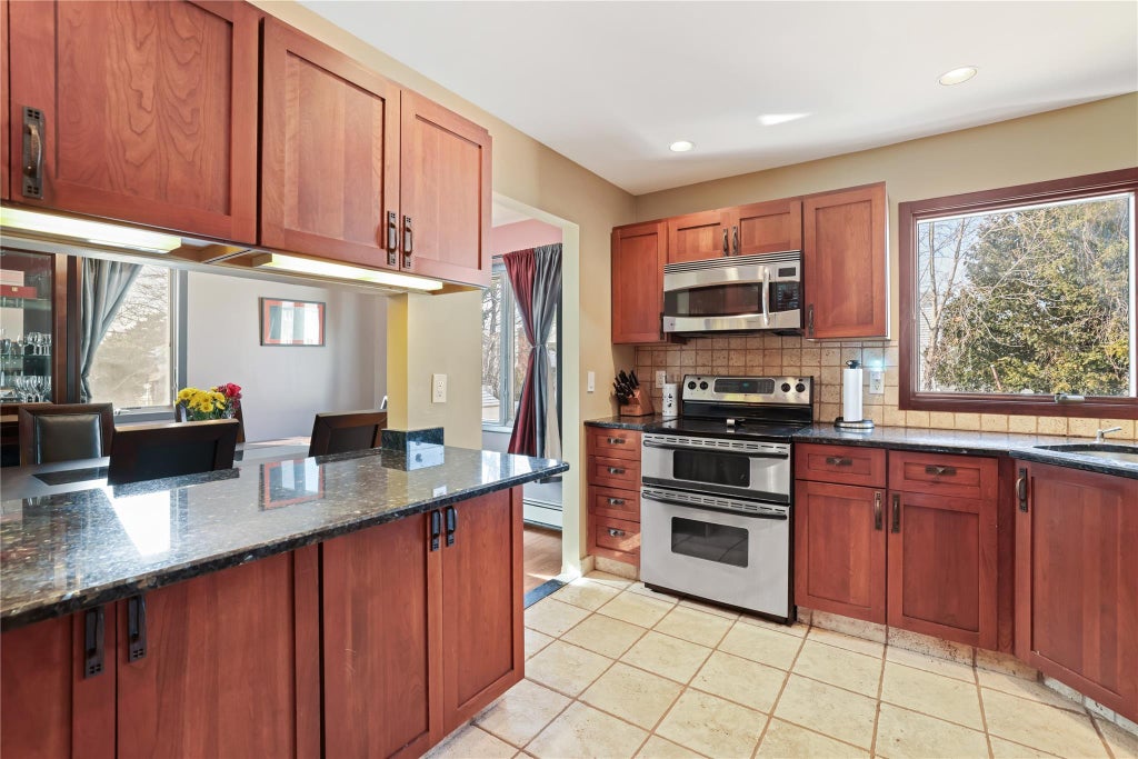 9 of 38 - 1111 Steele Boulevard, Baldwin, NY