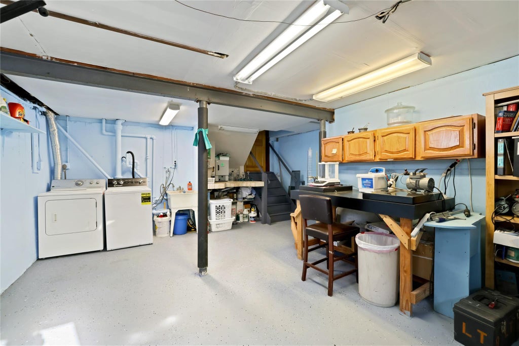 26 of 38 - 1111 Steele Boulevard, Baldwin, NY