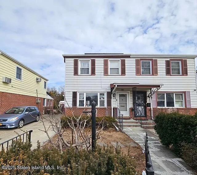 6411 Bell Boulevard, Oakland Gardens