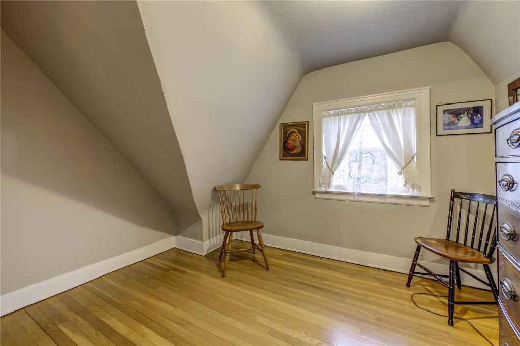 14 of 22 - 457 Pennsylvania Avenue, Williston Park, NY