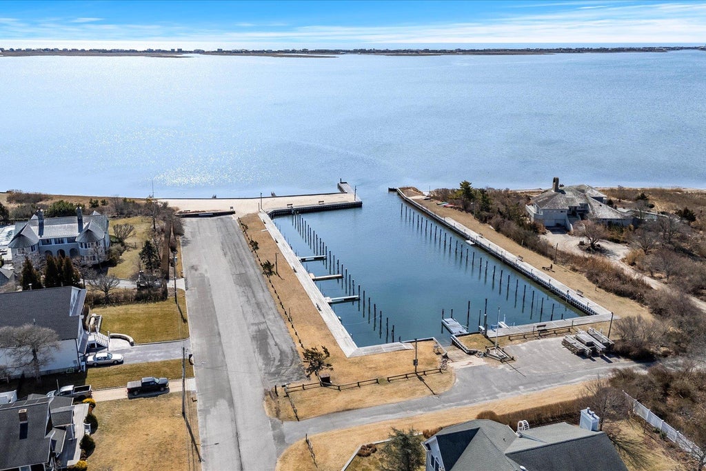 2 of 34 - 18 Landing Lane, East Quogue, NY