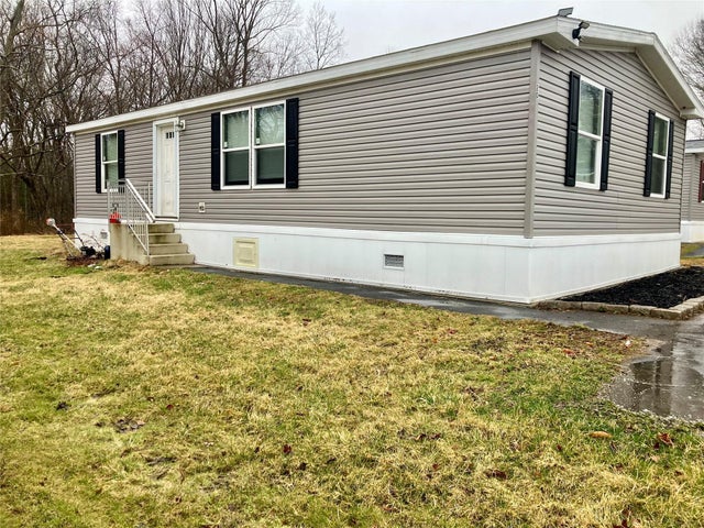 20 Shore Lane, Burlingham