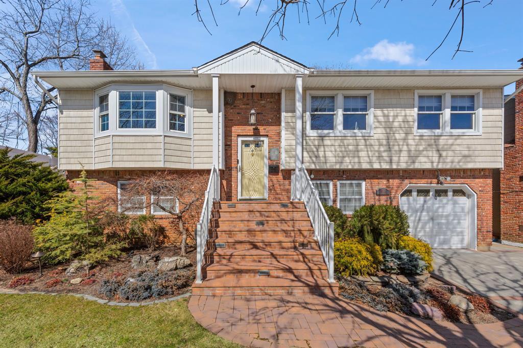 1 of 32 - 1017 Donna Court, Baldwin, NY