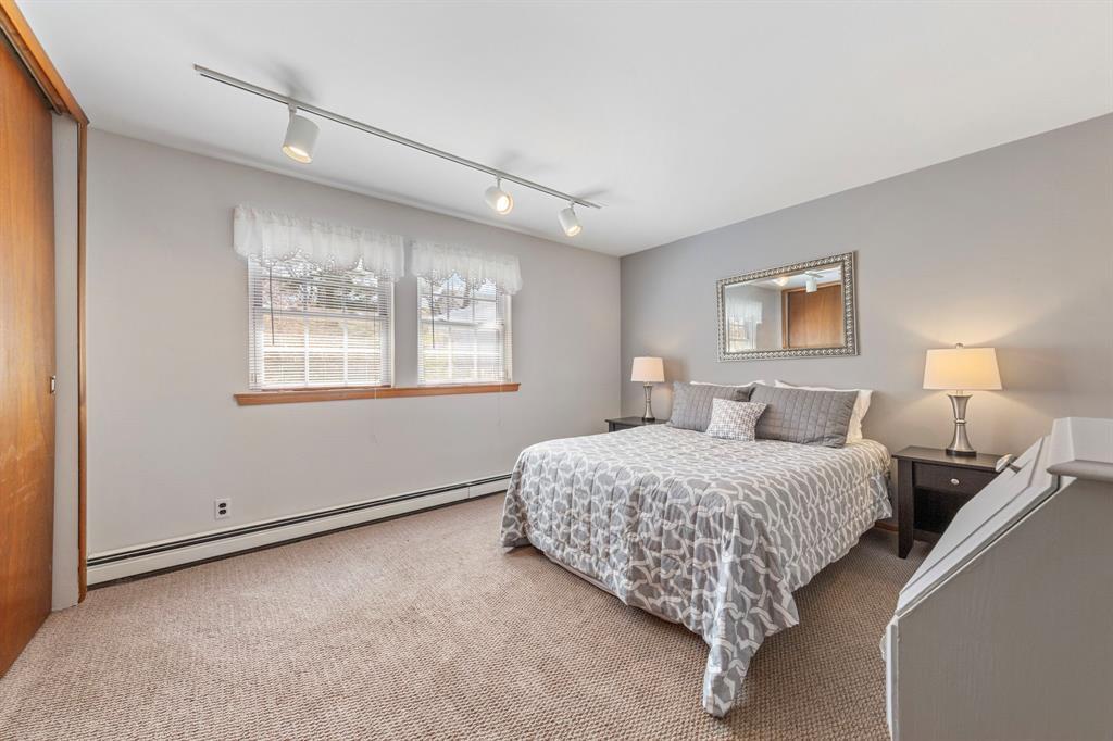 20 of 32 - 1017 Donna Court, Baldwin, NY