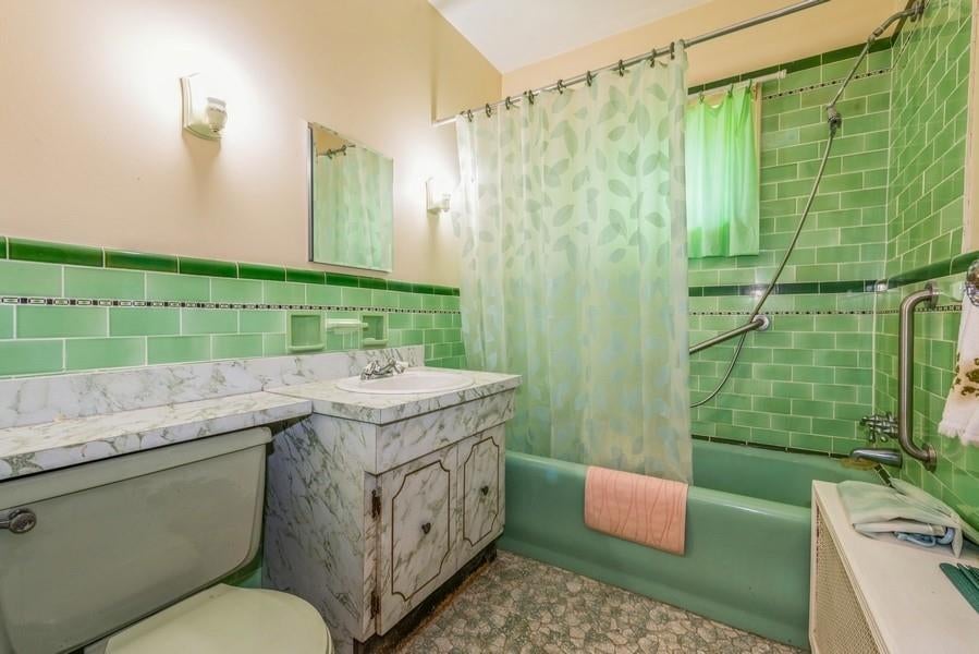 13 of 22 - 691 Arthur St., Baldwin, NY