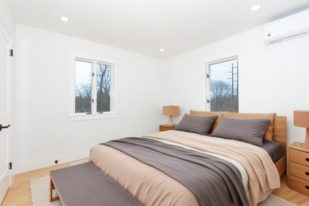 15 of 39 - 20 Rockland Avenue, Congers, NY