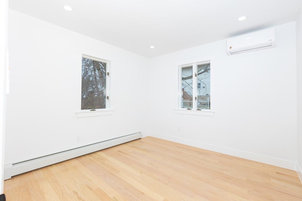 19 of 39 - 20 Rockland Avenue, Congers, NY