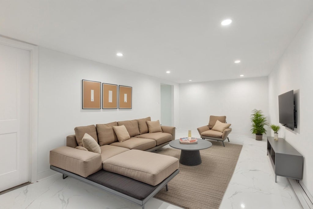 30 of 39 - 20 Rockland Avenue, Congers, NY