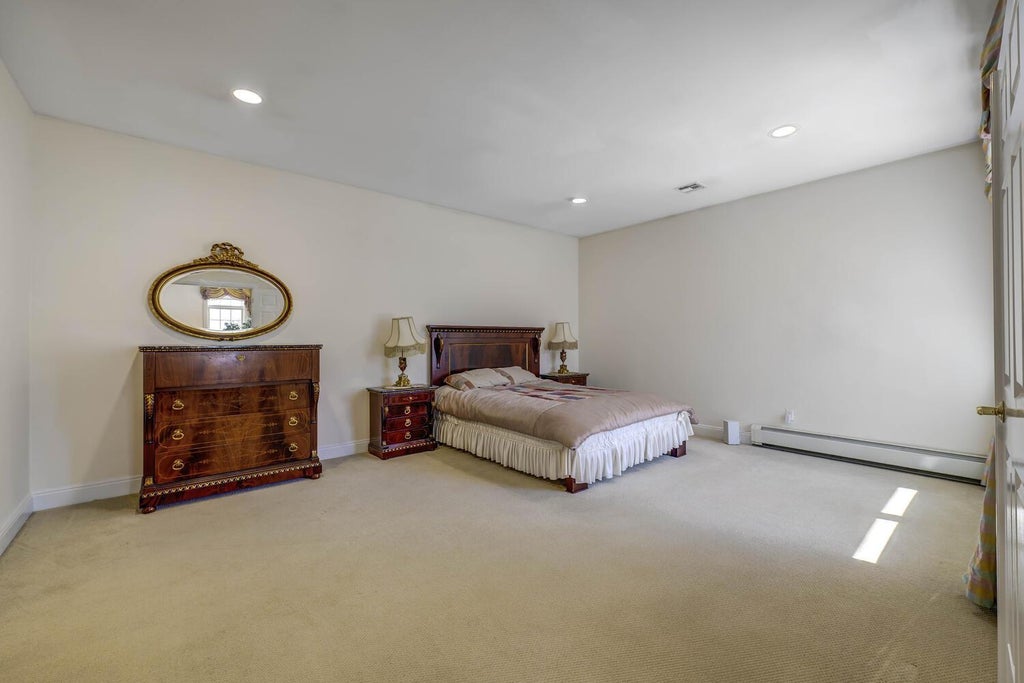 11 of 30 - 258 Harbor View Drive, Port Washington, NY