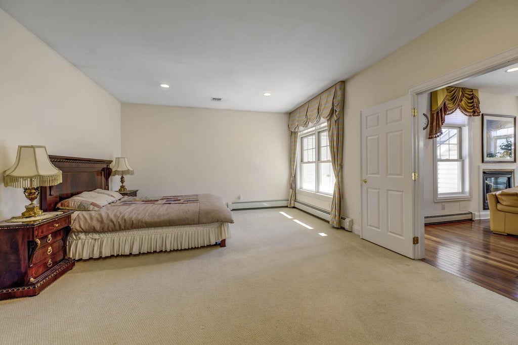 12 of 30 - 258 Harbor View Drive, Port Washington, NY