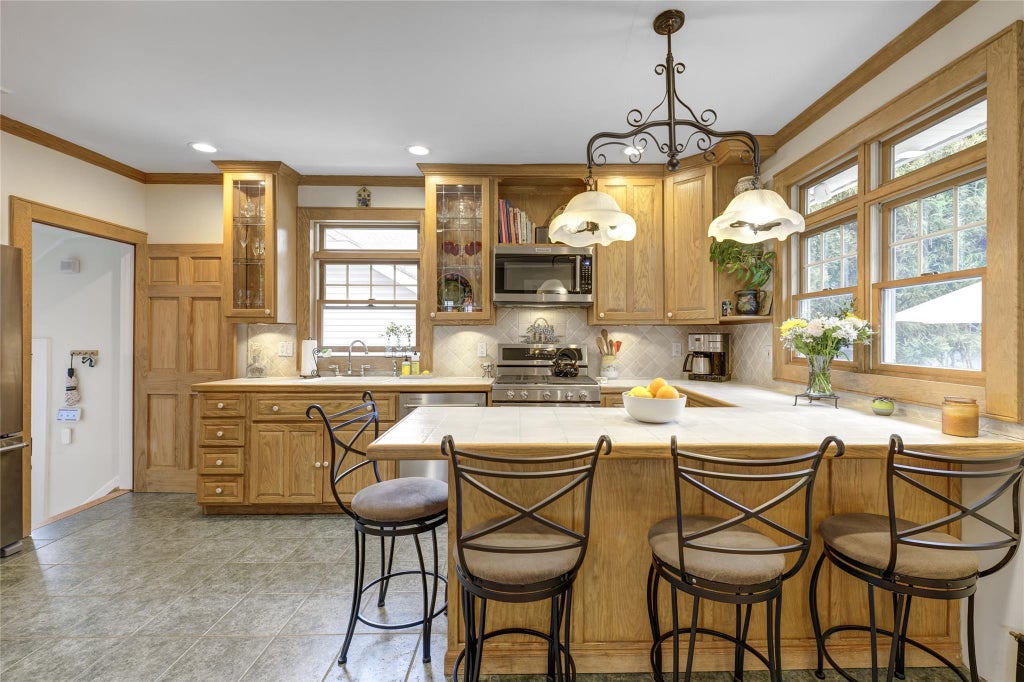11 of 28 - 50 Poplar St., Westbury, NY