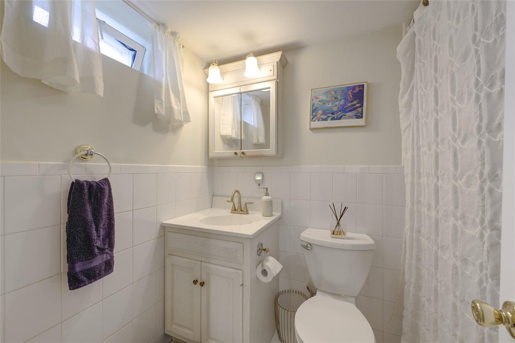 19 of 28 - 50 Poplar St., Westbury, NY