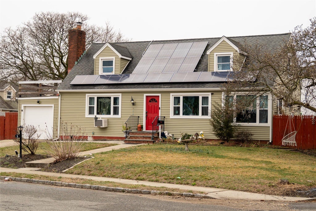 28 of 29 - 2 Circle Drive, Baldwin, NY