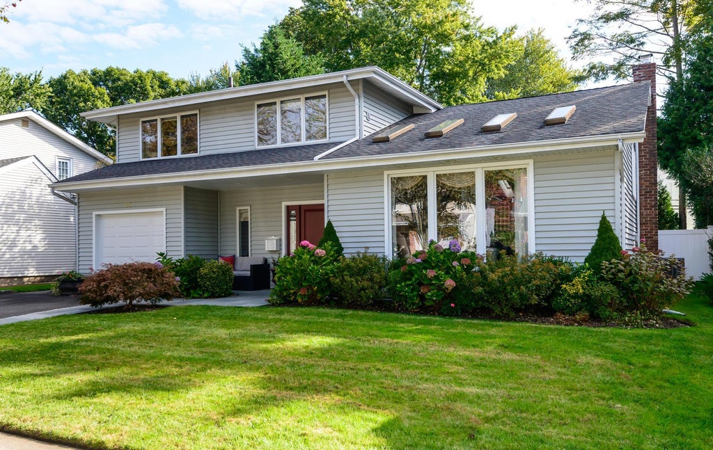 1 of 35 - 28 Driftwood Drive, Port Washington, NY