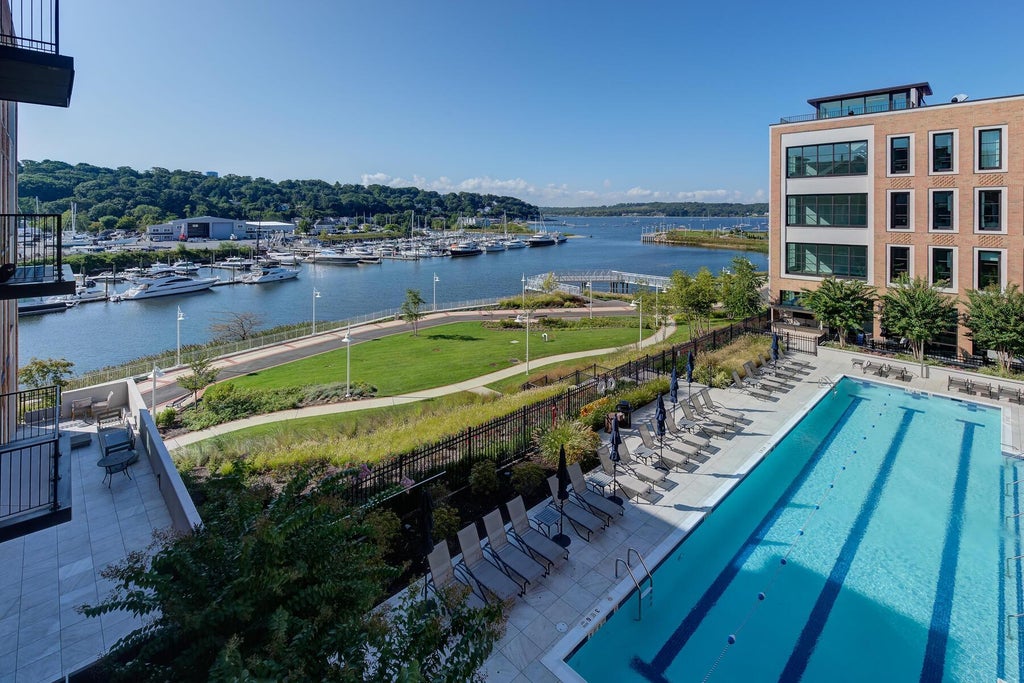 2 of 29 - 100 Garvies Point Road 1237, Glen Cove, NY
