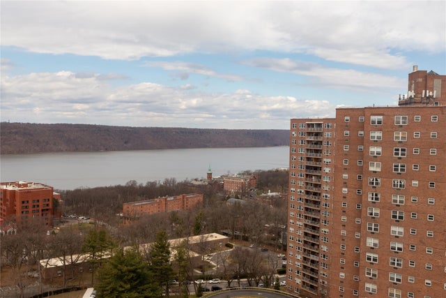 Photo of Listing #839287