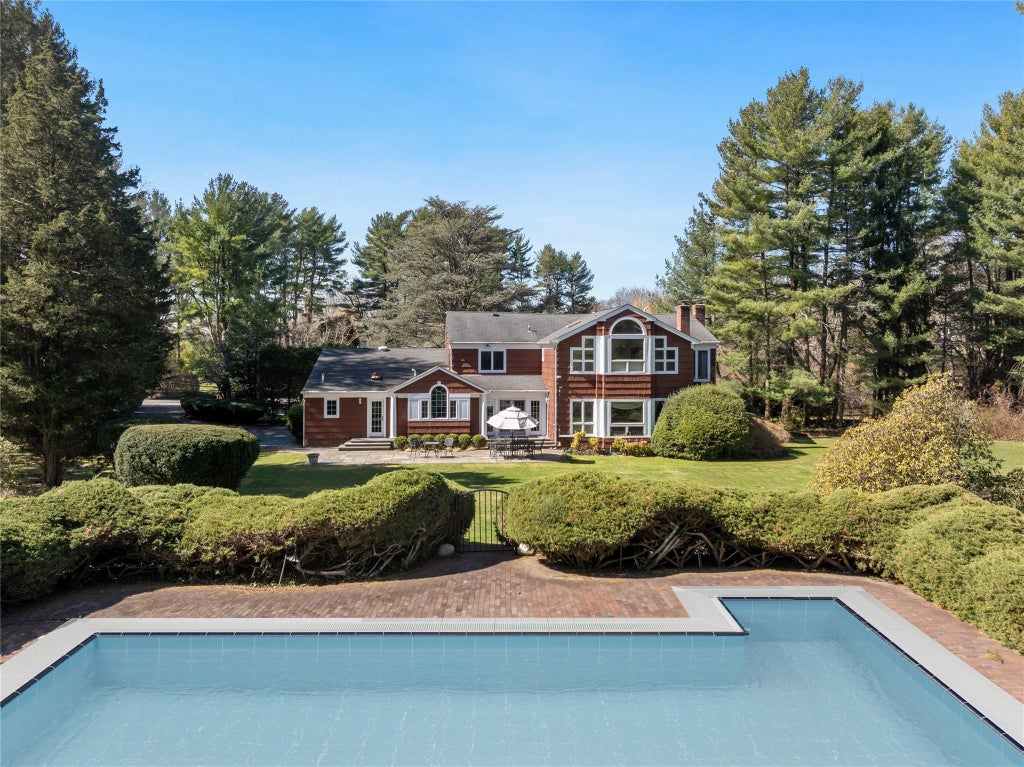 1 of 11 - 6 Longridge Lane, Old Brookville, NY
