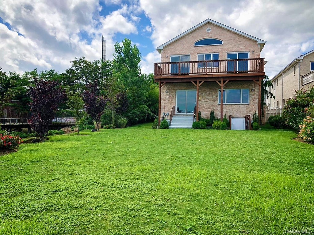 150-129 Powells Cove Boulevard, Whitestone