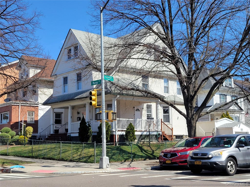 39-25 Murray Street, Flushing