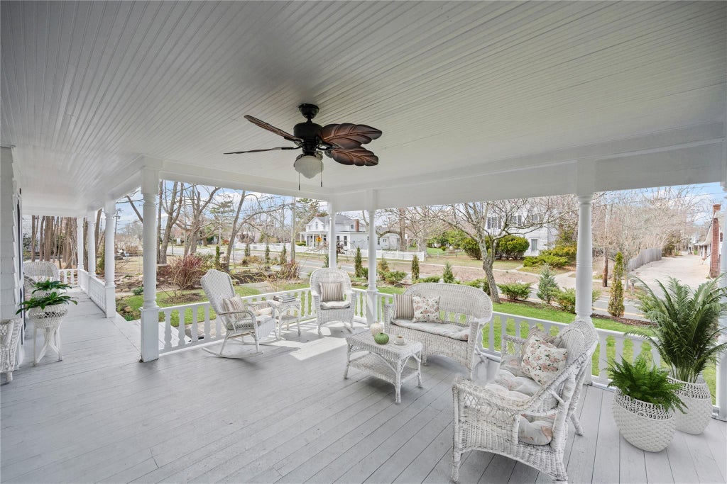 2 of 38 - 430 Montauk Highway, East Moriches, NY