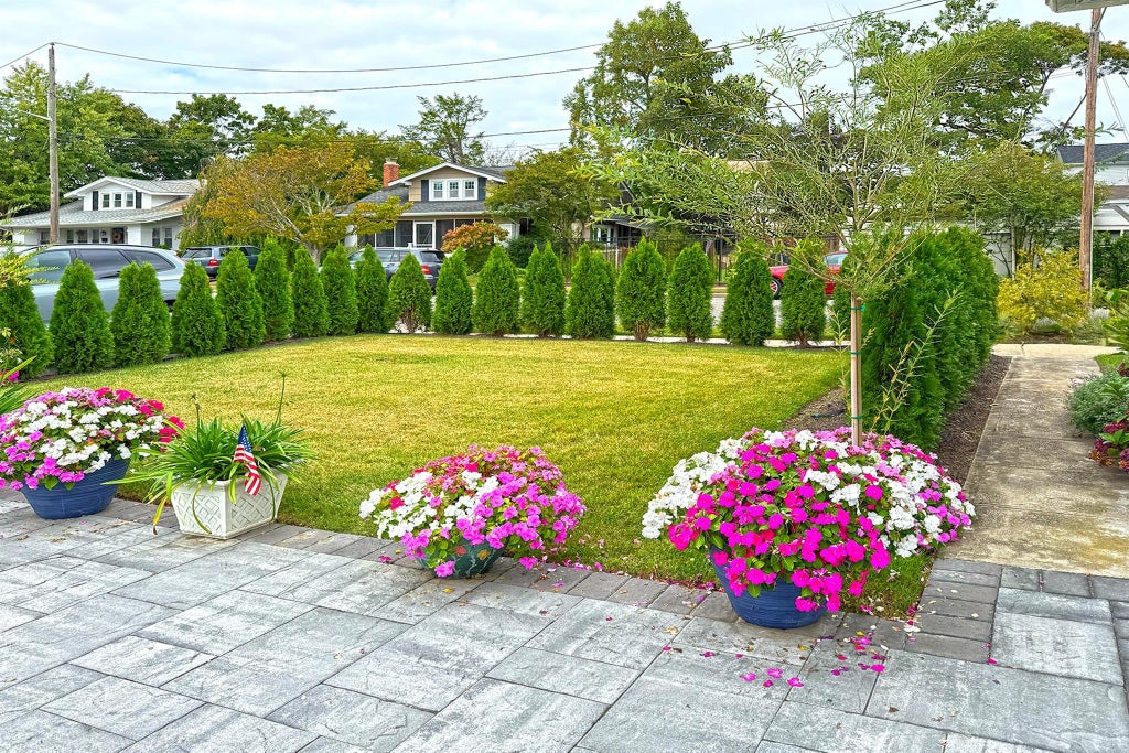 9 of 21 - 2614 Park Avenue, Baldwin, NY
