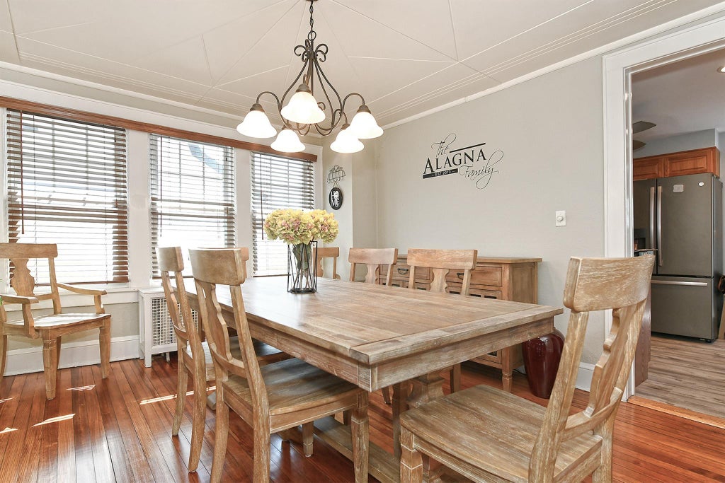 3 of 21 - 2614 Park Avenue, Baldwin, NY