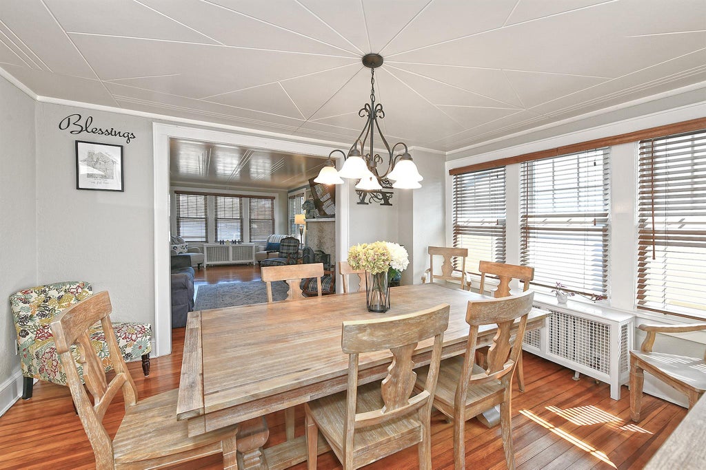 4 of 21 - 2614 Park Avenue, Baldwin, NY