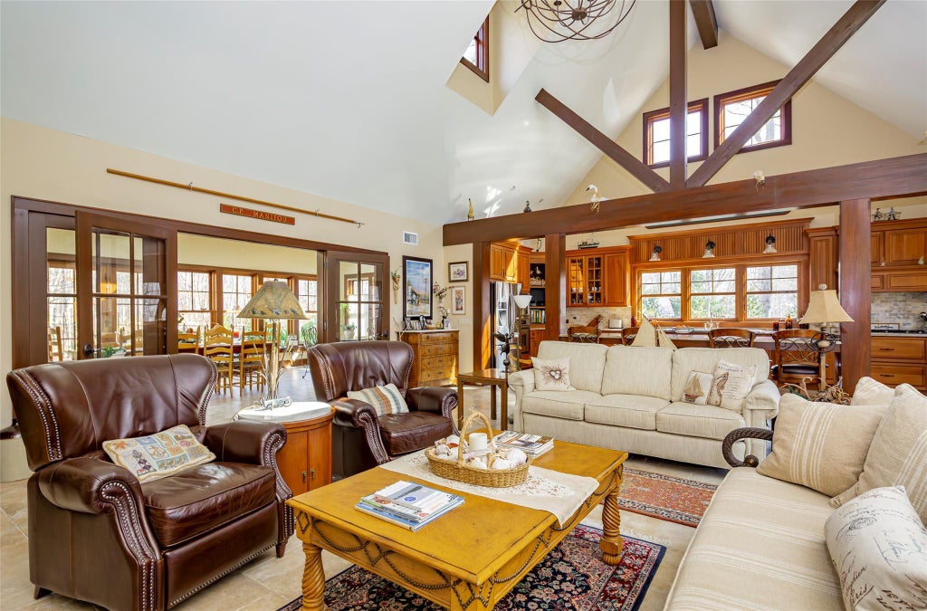 4 of 35 - 27 Country Club Drive, Shelter Island, NY