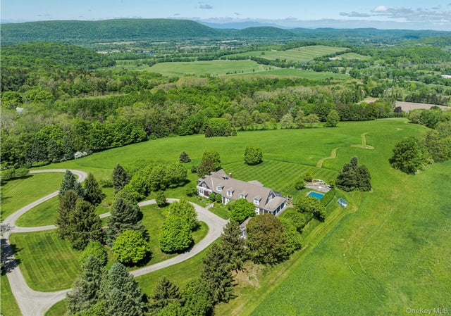 310 Carpenter Hill Road, Pine Plains